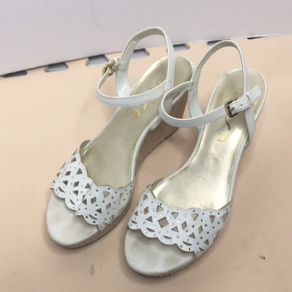 Summer sandals